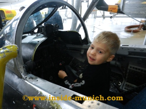 jet aircraft