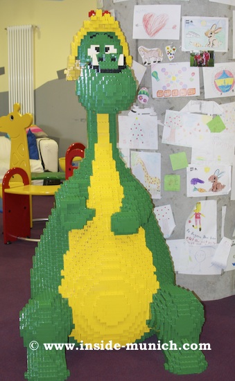 Dragon made out of Lego Blocks