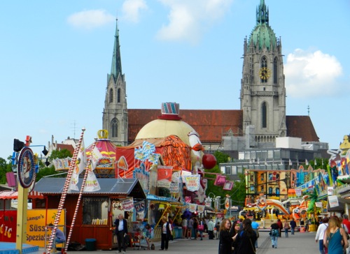 Fruehlingsfest in Munich