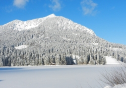 Hiking is a favorite sports in Munich