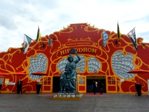 Hippodrom tent