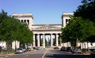 Propylaen at Koenigsplatz coming from Brienner Street